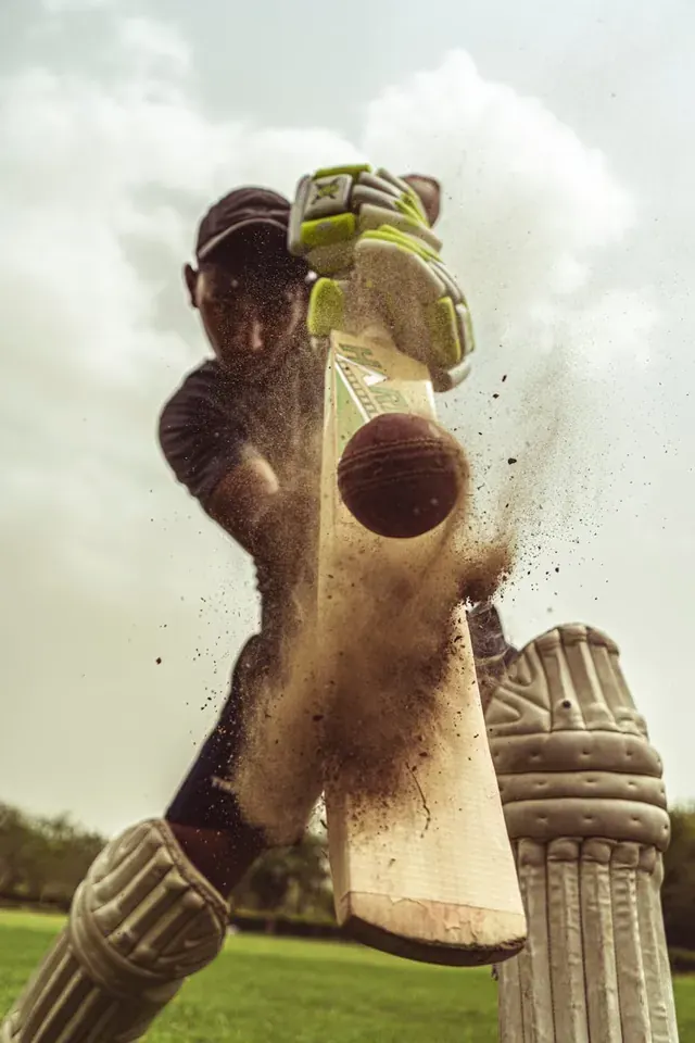 Cricket Shoe Spikes vs Blades: Which to Choose